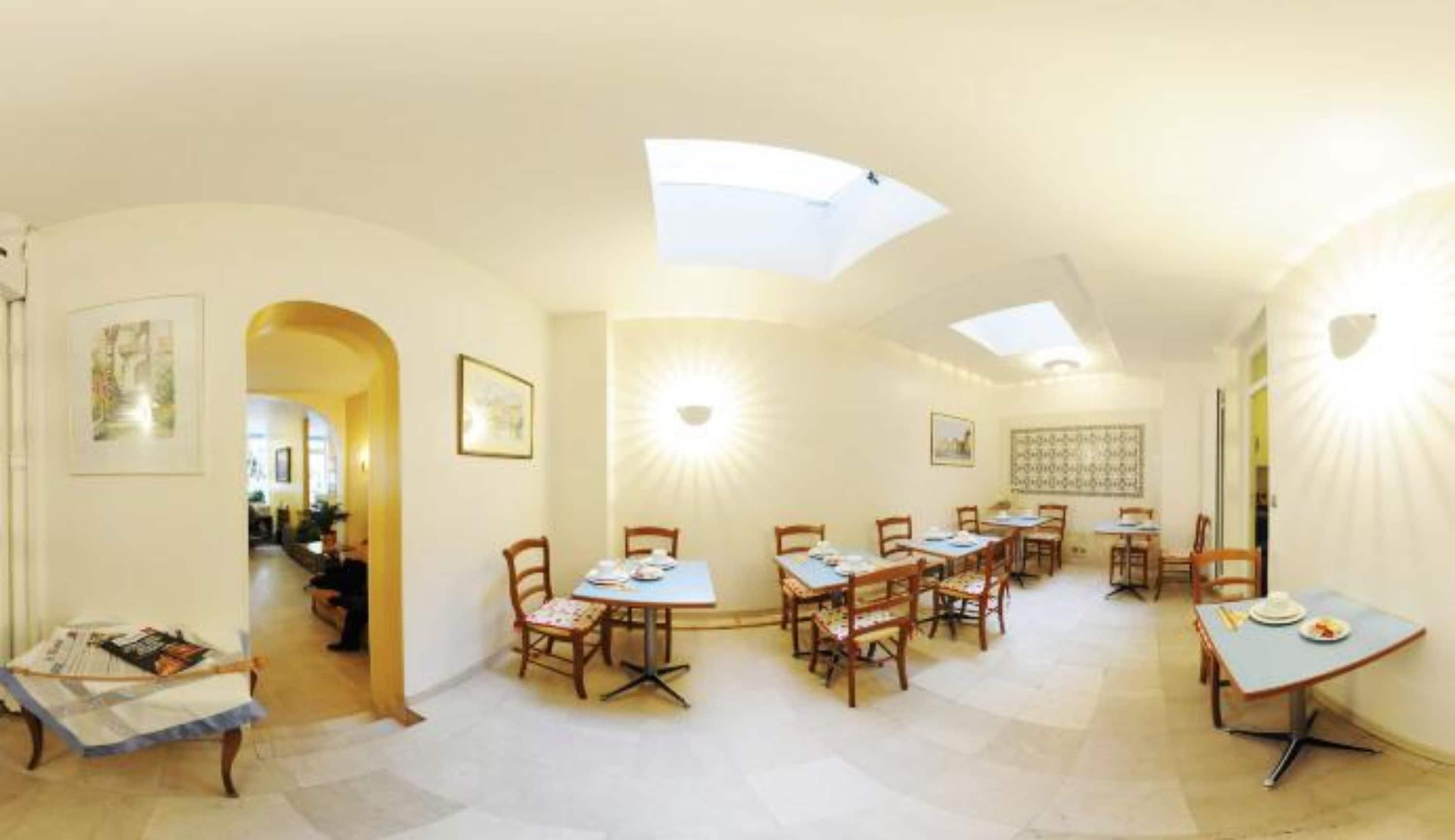 Cluny Sorbonne Hotel